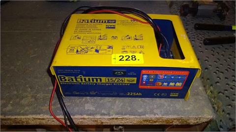 1 Batterieladegerät Batium (15/24), Charge 100, 225 AH