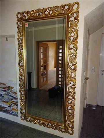 1 Spiegel mit Goldrahmen, ca. 1,60 x1,00